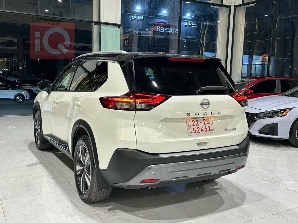 Nissan Rogue